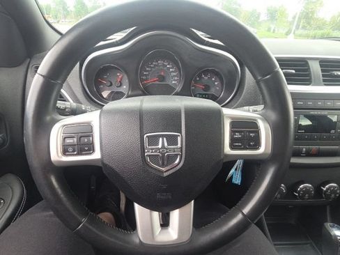 Used 2013 Dodge Avenger SXT FWD image 28