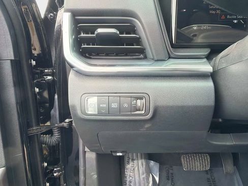 New 2026 GMC Terrain Elevation w/ Elevation Premium Package FWD image 30