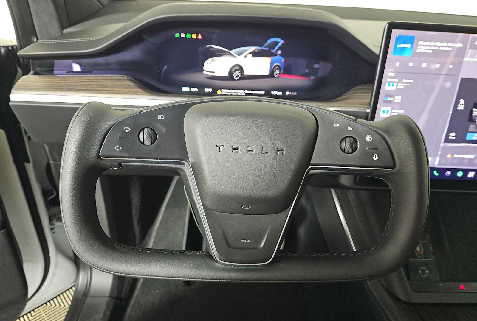 Used 2023 Tesla Model X AWD/4WD image 8