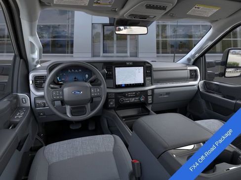 New 2026 Ford F250 XLT w/ XLT Premium Package AWD/4WD image 9