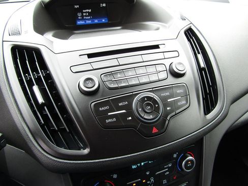 Used 2018 Ford Escape SE AWD/4WD image 16