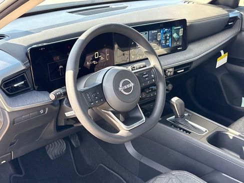 New 2026 Nissan Kicks SV w/ SV Premium Package image 19