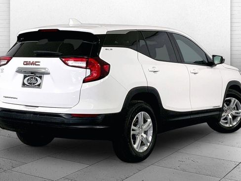 Used 2024 GMC Terrain SLE FWD image 13