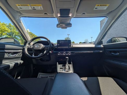 Used 2025 Honda CR-V LX image 24