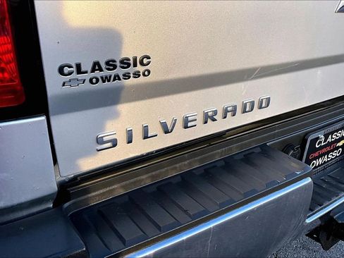 Used 2017 Chevrolet Silverado 2500 LT image 23