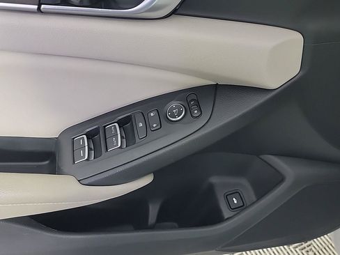 Certified 2018 Honda Accord LX image 33