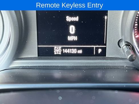 Used 2020 GMC Sierra 2500 4x4 Double Cab w/ Convenience Package image 8