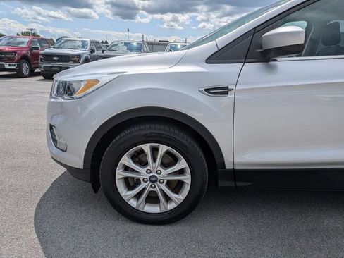 Used 2018 Ford Escape SE AWD/4WD image 21