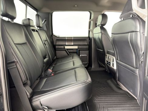 Certified 2020 Ford F350 Lariat w/ Lariat Ultimate Package image 30