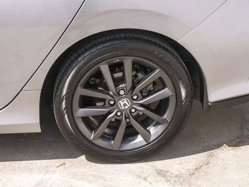 Used 2021 Honda Civic EX image 6