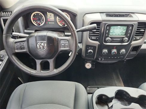 Used 2015 RAM 2500 Tradesman w/ Chrome Appearance Group image 11