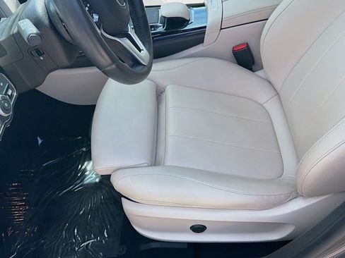 Used 2020 Mercedes-Benz A 220 4MATIC image 17