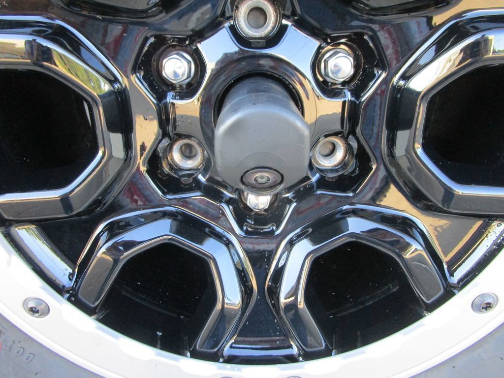 Used 2026 Ford Bronco Outer Banks w/ Sasquatch Package AWD/4WD image 13