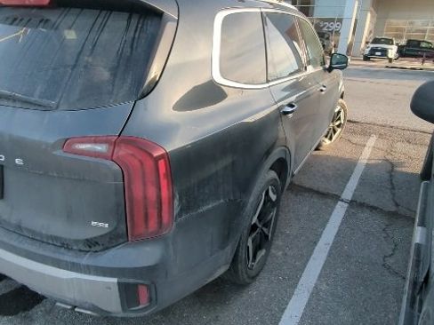 Used 2023 Kia Telluride S image 6