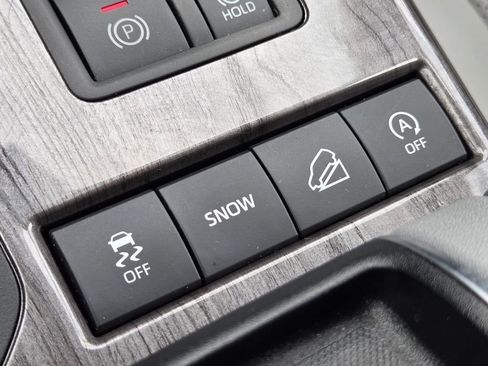 Used 2020 Toyota Highlander Platinum AWD/4WD image 16