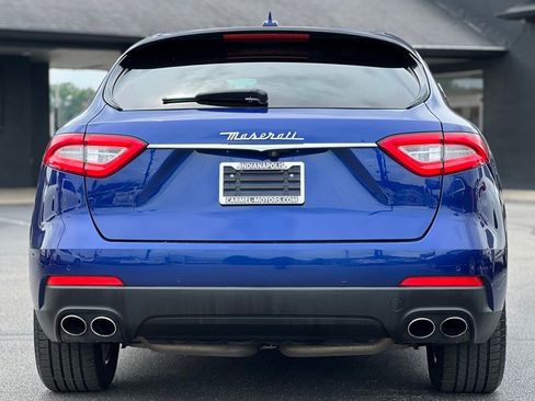Used 2017 Maserati Levante image 6