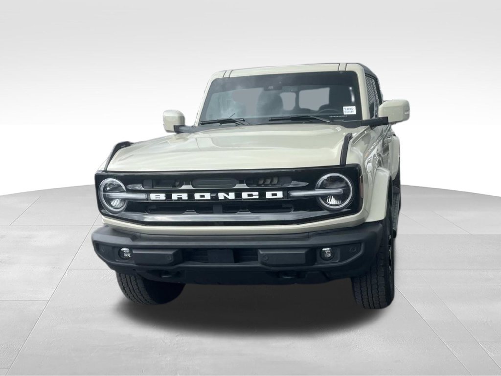 Used 2025 Ford Bronco Outer Banks AWD/4WD image 10
