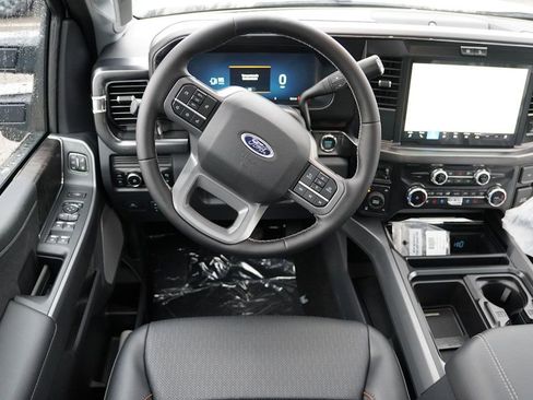 New 2026 Ford F250 Lariat w/ Black Appearance Package image 15