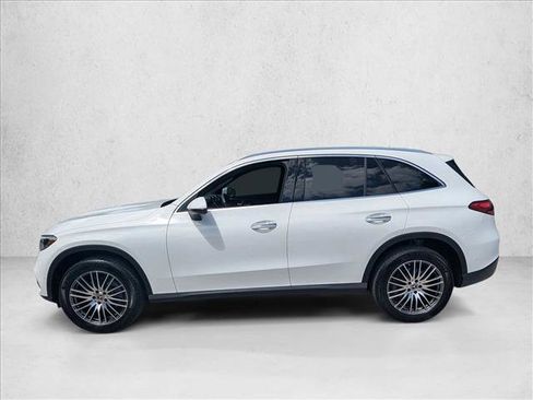 Certified 2026 Mercedes-Benz GLC 300 image 9