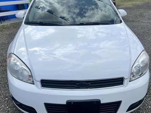 Used 2010 Chevrolet Impala LT image 3