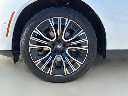 Used 2025 BMW X3 xDrive30i w/ Premium Package image 44