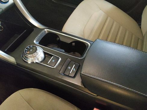 Used 2018 Ford Fusion S image 26