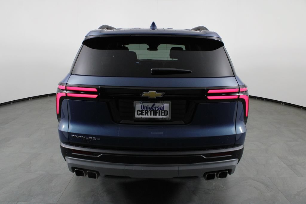 Used 2026 Chevrolet Traverse LT FWD image 9