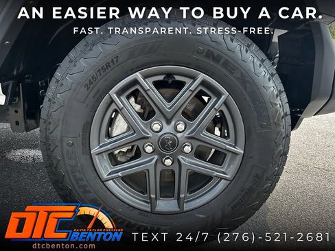 Used 2025 Jeep Wrangler Unlimited Sport AWD/4WD image 30