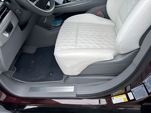 New 2025 Cadillac Escalade IQ Sport 1 w/ LPO, ONYX Package image 26