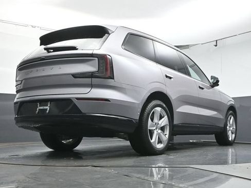Used 2026 Volvo EX90 Plus RWD image 35
