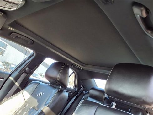 Used 2022 Chrysler 300 S image 14