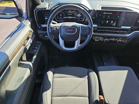 Certified 2023 GMC Sierra 1500 Elevation w/ LPO, Elevation Black Package AWD/4WD image 11