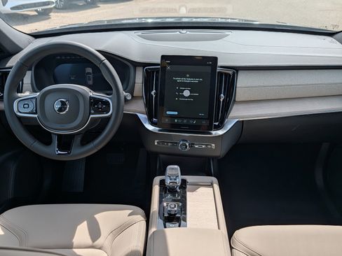 New 2026 Volvo XC90 B5 Core AWD/4WD image 7