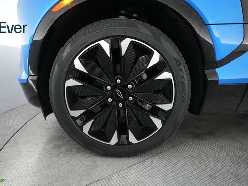 Used 2024 Chevrolet Blazer EV RS AWD/4WD image 19