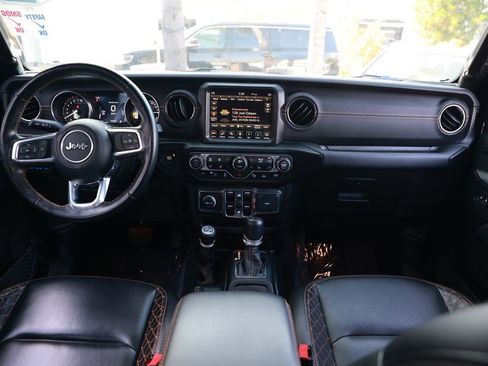 Used 2023 Jeep Wrangler Unlimited Sahara AWD/4WD image 27