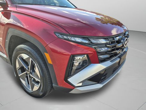 Certified 2025 Hyundai Tucson SEL AWD/4WD image 33