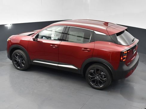 New 2025 Nissan Kicks SR image 48