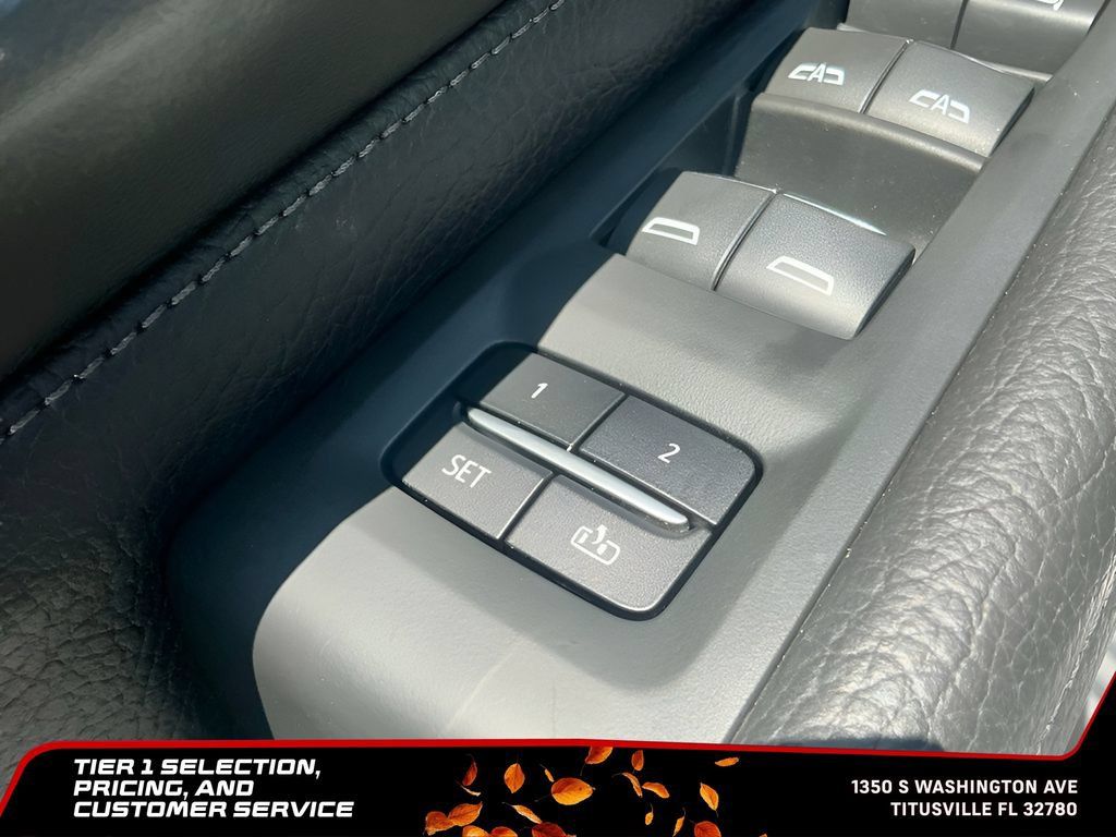 Used 2022 GMC Yukon Denali RWD image 22