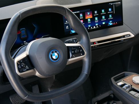 Certified 2024 BMW iX xDrive50 w/ Premium Package AWD/4WD image 13