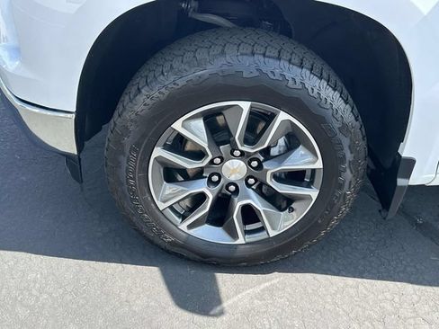 Certified 2024 Chevrolet Silverado 1500 LT AWD/4WD image 30
