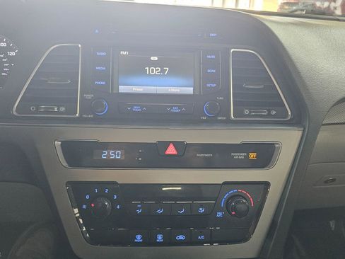 Used 2015 Hyundai Sonata SE w/ Option Group 09 FWD image 37