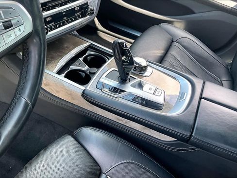 Used 2020 BMW 750i xDrive w/ Executive Package AWD/4WD image 15