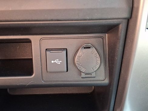 Used 2022 Toyota 4Runner SR5 AWD/4WD image 26