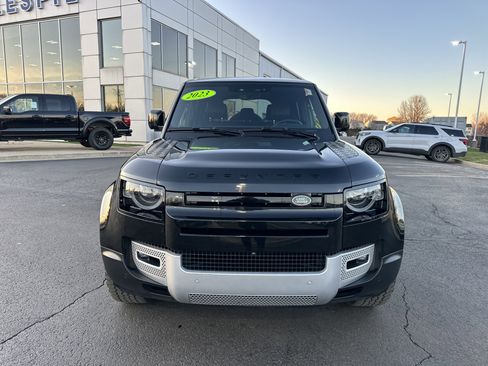 Used 2023 Land Rover Defender 110 S image 9