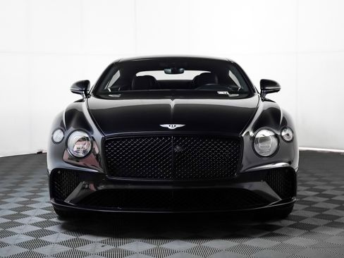 Used 2022 Bentley Continental GT V8 image 9