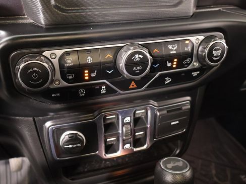 Used 2021 Jeep Wrangler Unlimited Sport image 7