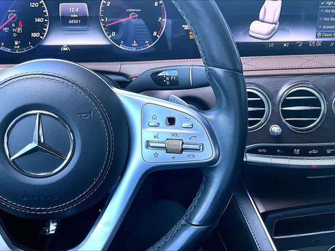 Used 2020 Mercedes-Benz S 560 Sedan image 22