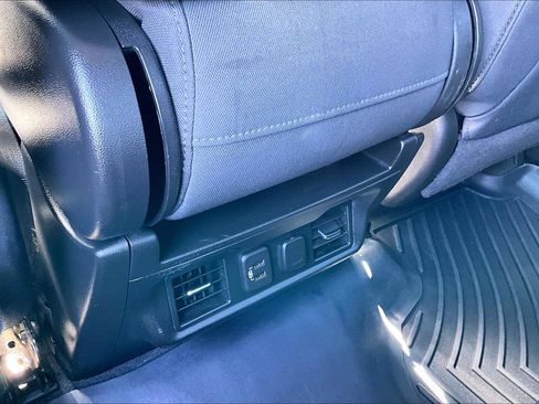 Used 2019 Chevrolet Silverado 1500 LT w/ All-Star Edition image 11