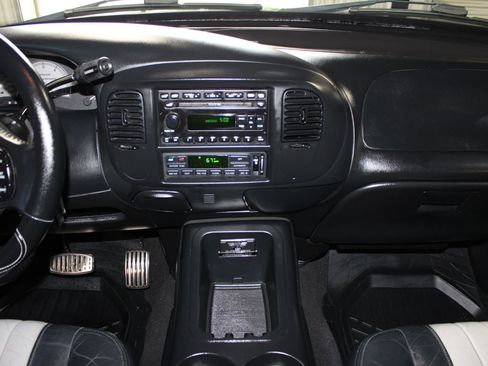 Used 2003 Ford F150 Harley-Davidson RWD image 14