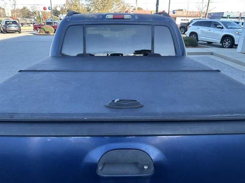 Used 2005 Ford Explorer Sport Trac XLS image 9